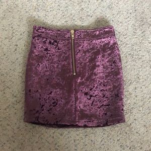 Forever 21 small crushed velvet mini skirt